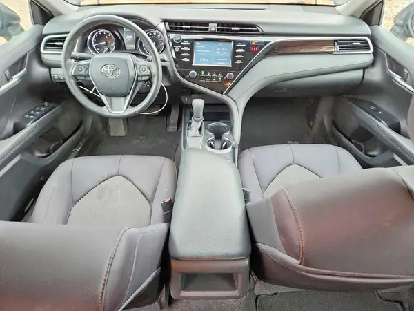 4T1B11HK3JU048891 2018 TOYOTA CAMRY - Image 8