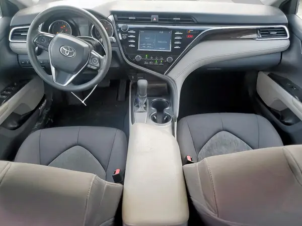 4T1B11HK3JU049037 2018 TOYOTA CAMRY - Image 8