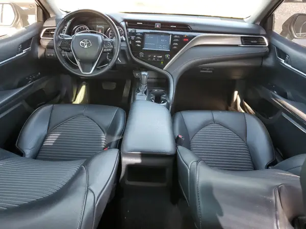4T1B11HK3JU049085 2018 TOYOTA CAMRY - Image 8