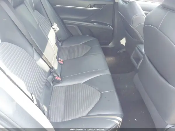4T1B11HK3JU051726 2018 TOYOTA CAMRY - Image 8