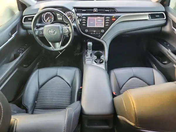 4T1B11HK3JU052200 2018 TOYOTA CAMRY - Image 8