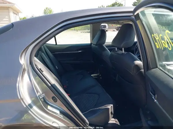 4T1B11HK3JU053847 2018 TOYOTA CAMRY - Image 8