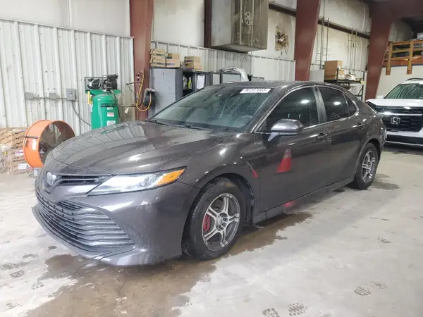 4T1B11HK3JU054481 2018 TOYOTA CAMRY - Image 1