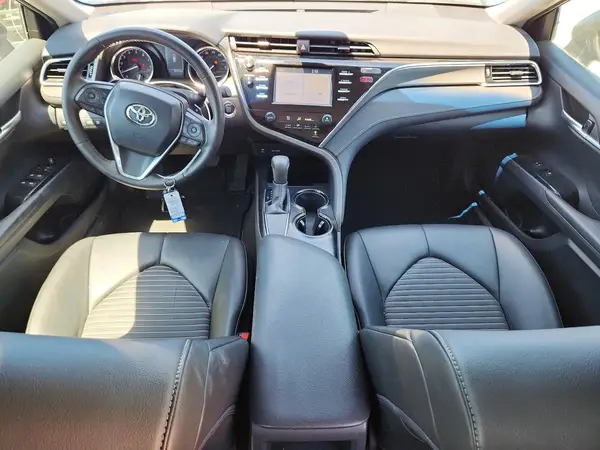 4T1B11HK3JU057462 2018 TOYOTA CAMRY - Image 8