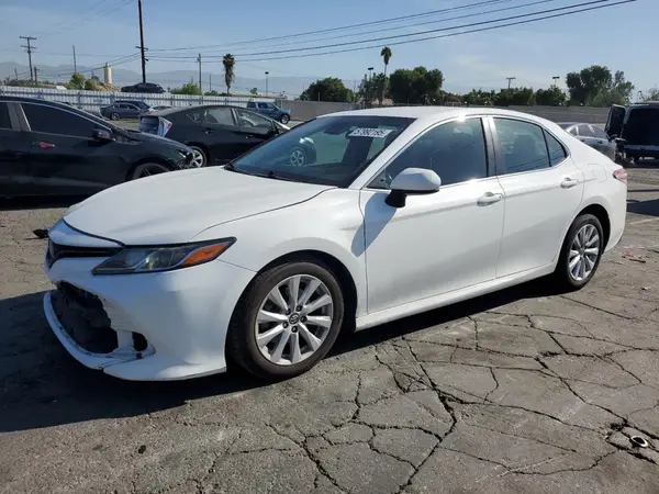 4T1B11HK3JU058482 2018 TOYOTA CAMRY - Image 1