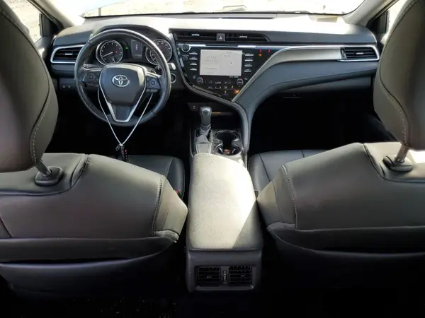 4T1B11HK3JU058708 2018 TOYOTA CAMRY - Image 8