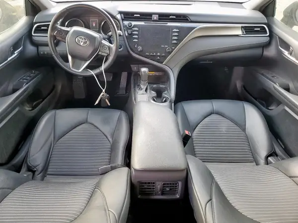 4T1B11HK3JU063634 2018 TOYOTA CAMRY - Image 8