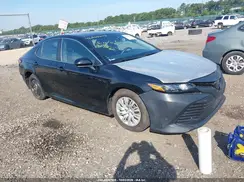4T1B11HK3JU069661 2018 TOYOTA CAMRY