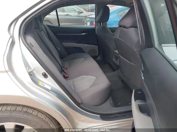 4T1B11HK3JU072849 2018 TOYOTA CAMRY - Image 8