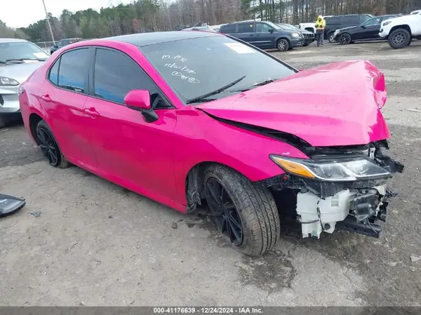 4T1B11HK3JU079865 2018 TOYOTA CAMRY - Image 1