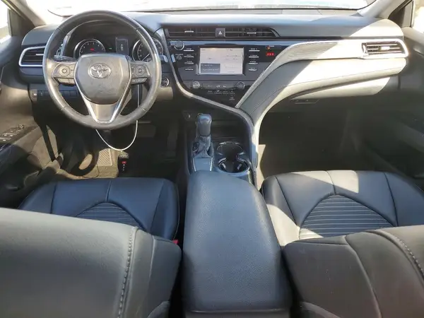 4T1B11HK3JU080501 2018 TOYOTA CAMRY - Image 8