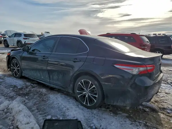 4T1B11HK3JU083799 2018 TOYOTA CAMRY - Image 2