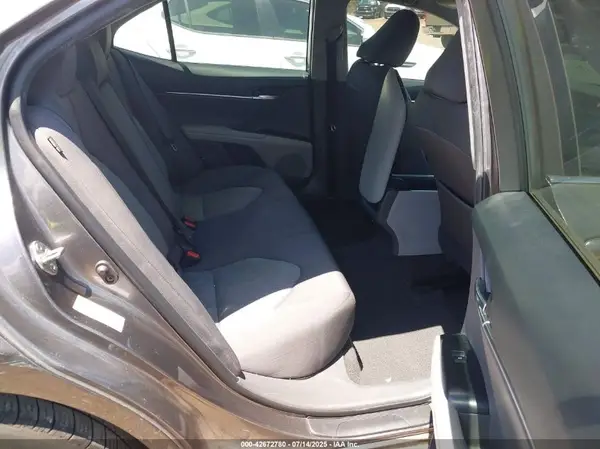 4T1B11HK3JU088615 2018 TOYOTA CAMRY - Image 8