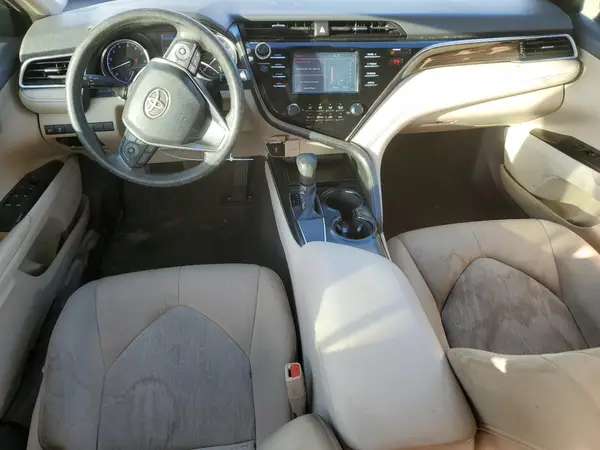 4T1B11HK3JU091076 2018 TOYOTA CAMRY - Image 8