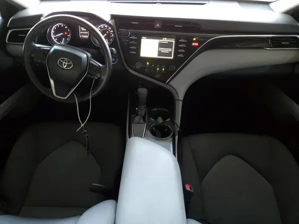 4T1B11HK3JU094768 2018 TOYOTA CAMRY - Image 8