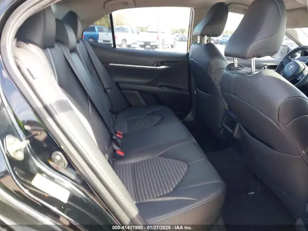 4T1B11HK3JU096391 2018 TOYOTA CAMRY - Image 8
