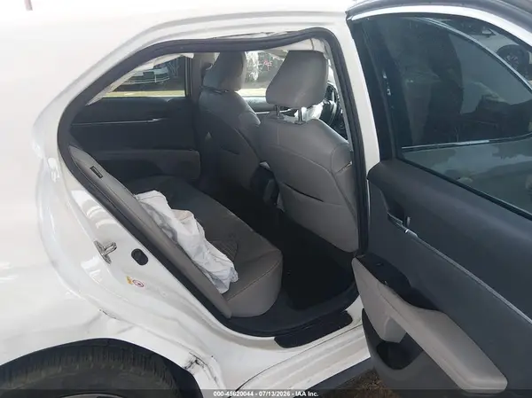4T1B11HK3JU096570 2018 TOYOTA CAMRY - Image 8