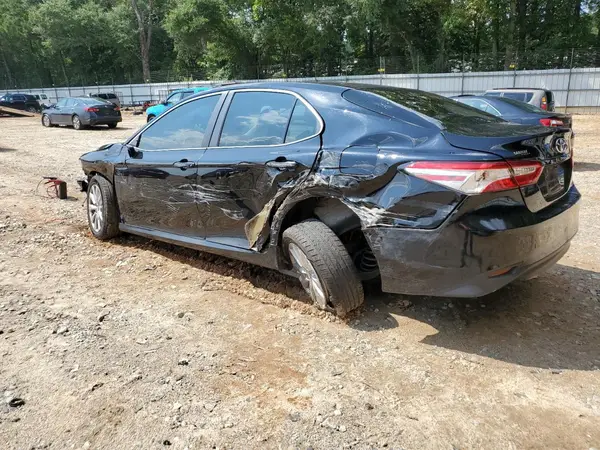 4T1B11HK3JU099503 2018 TOYOTA CAMRY - Image 2
