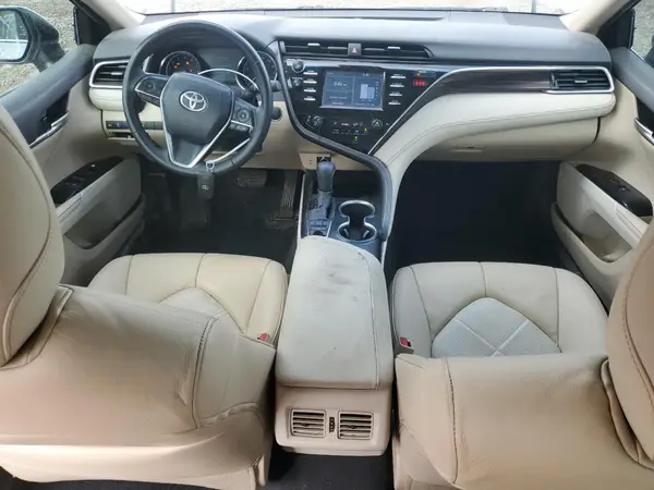 4T1B11HK3JU099601 2018 TOYOTA CAMRY - Image 8