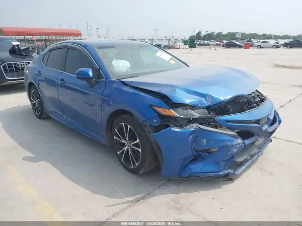 4T1B11HK3JU103193 2018 TOYOTA CAMRY - Image 1