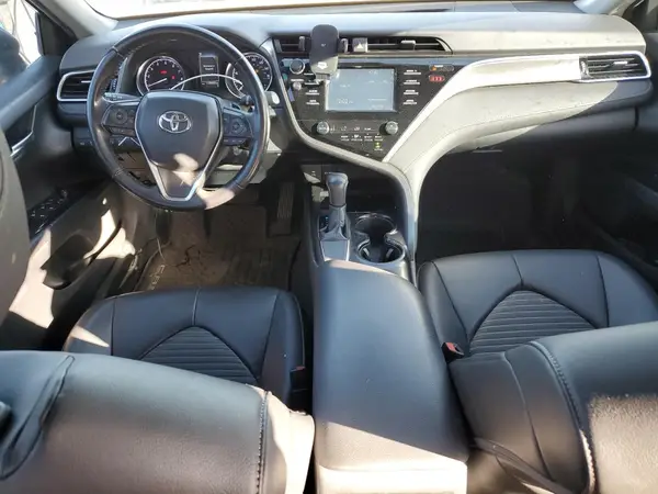 4T1B11HK3JU104845 2018 TOYOTA CAMRY - Image 8