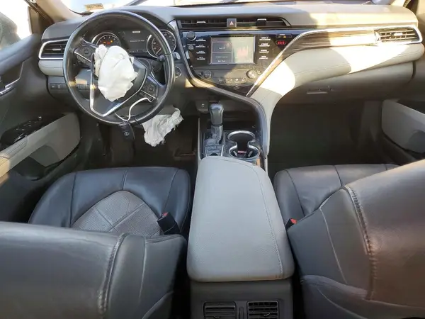 4T1B11HK3JU105946 2018 TOYOTA CAMRY - Image 8