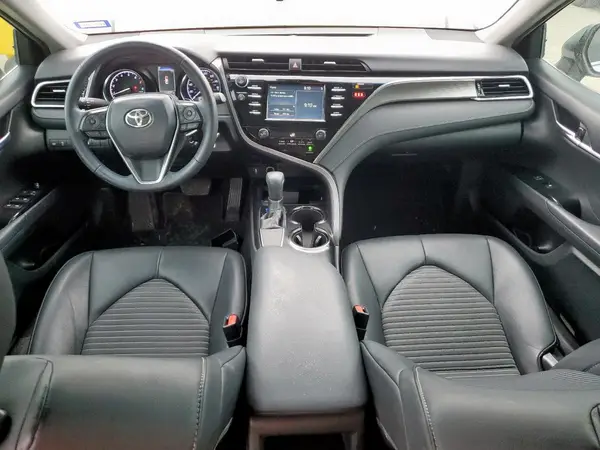 4T1B11HK3JU112573 2018 TOYOTA CAMRY - Image 8