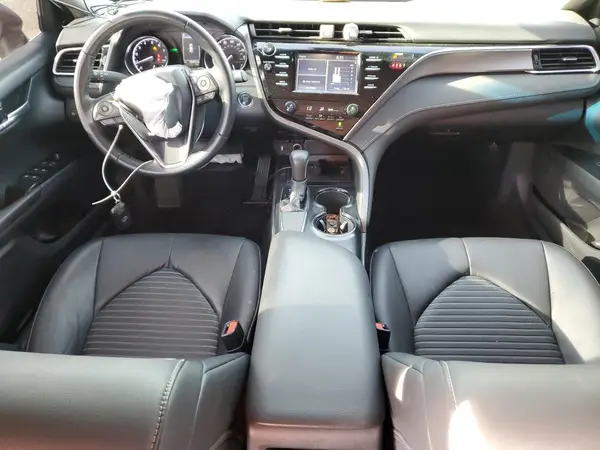 4T1B11HK3JU120561 2018 TOYOTA CAMRY - Image 8