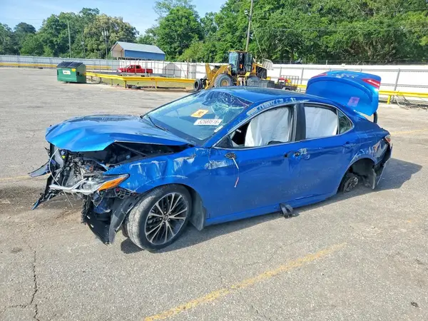 4T1B11HK3JU123086 2018 TOYOTA CAMRY - Image 1