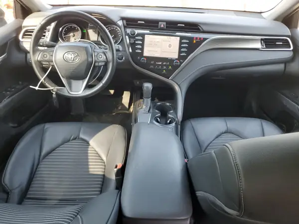 4T1B11HK3JU123606 2018 TOYOTA CAMRY - Image 8