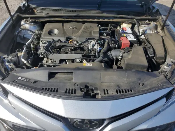 4T1B11HK3JU124674 2018 TOYOTA CAMRY - Image 8