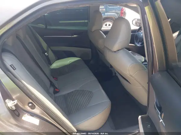 4T1B11HK3JU128451 2018 TOYOTA CAMRY - Image 8