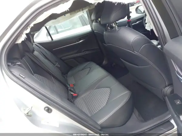 4T1B11HK3JU129549 2018 TOYOTA CAMRY - Image 8