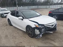 4T1B11HK3JU129633 2018 TOYOTA CAMRY