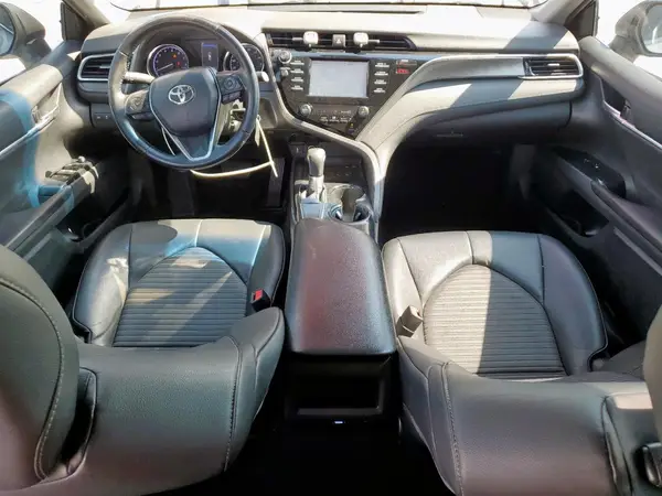 4T1B11HK3JU130104 2018 TOYOTA CAMRY - Image 8