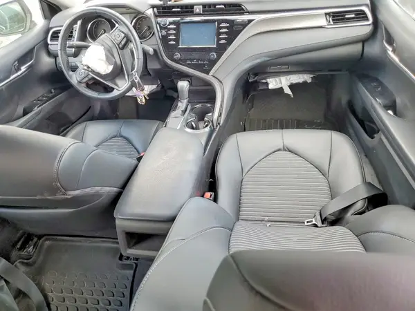 4T1B11HK3JU130765 2018 TOYOTA CAMRY - Image 8