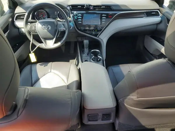 4T1B11HK3JU134105 2018 TOYOTA CAMRY - Image 8