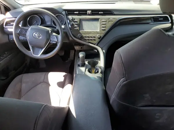 4T1B11HK3JU136341 2018 TOYOTA CAMRY - Image 8