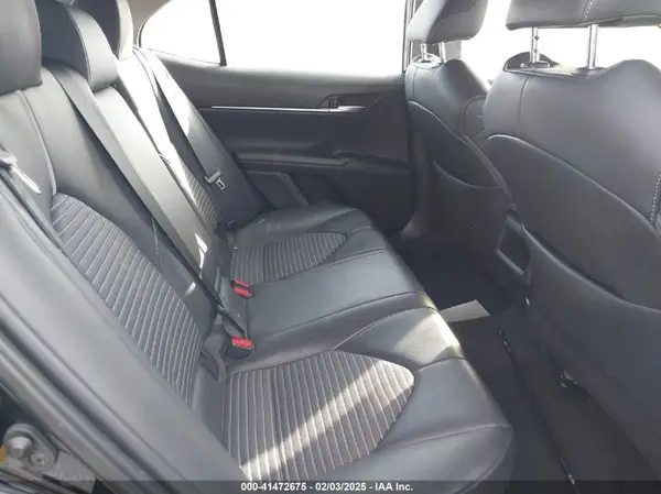 4T1B11HK3JU139935 2018 TOYOTA CAMRY - Image 8