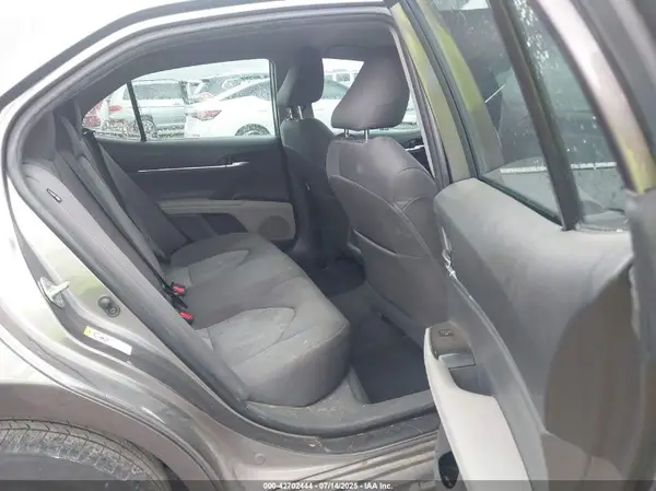 4T1B11HK3JU140860 2018 TOYOTA CAMRY - Image 8