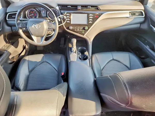 4T1B11HK3JU143676 2018 TOYOTA CAMRY - Image 8