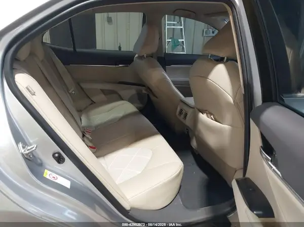 4T1B11HK3JU144598 2018 TOYOTA CAMRY - Image 8
