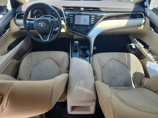4T1B11HK3JU148134 2018 TOYOTA CAMRY - Image 8