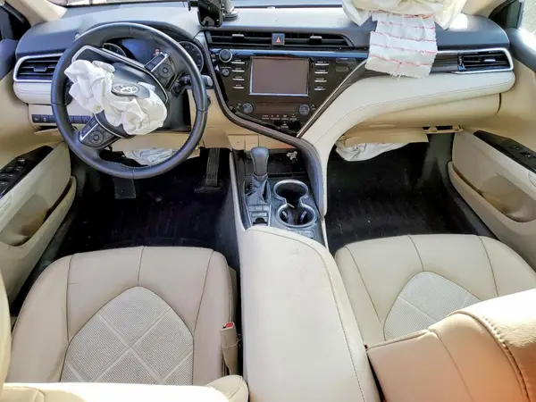 4T1B11HK3JU501696 2018 TOYOTA CAMRY - Image 8