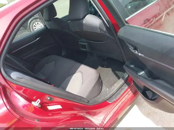 4T1B11HK3JU503674 2018 TOYOTA CAMRY - Image 8