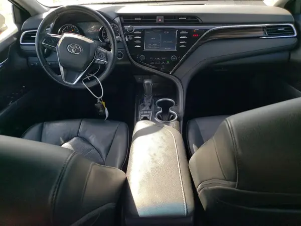 4T1B11HK3JU504632 2018 TOYOTA CAMRY - Image 8