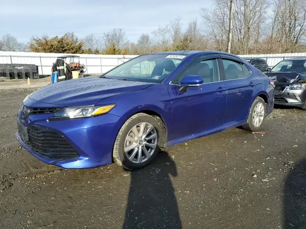 4T1B11HK3JU504677 2018 TOYOTA CAMRY - Image 1