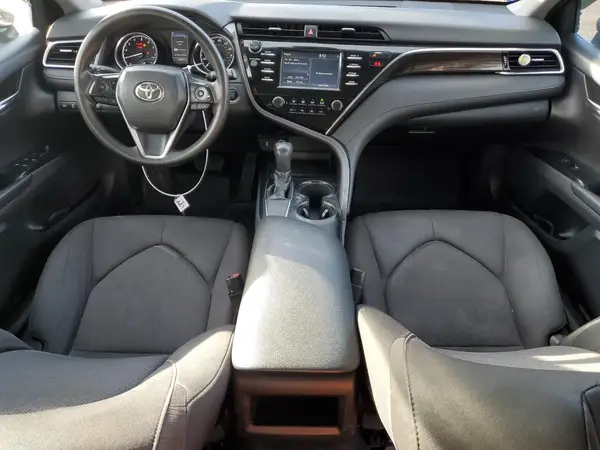 4T1B11HK3JU504677 2018 TOYOTA CAMRY - Image 8