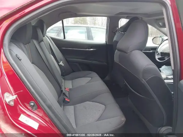 4T1B11HK3JU505800 2018 TOYOTA CAMRY - Image 8