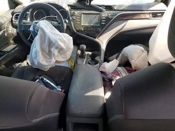 4T1B11HK3JU508499 2018 TOYOTA CAMRY - Image 8